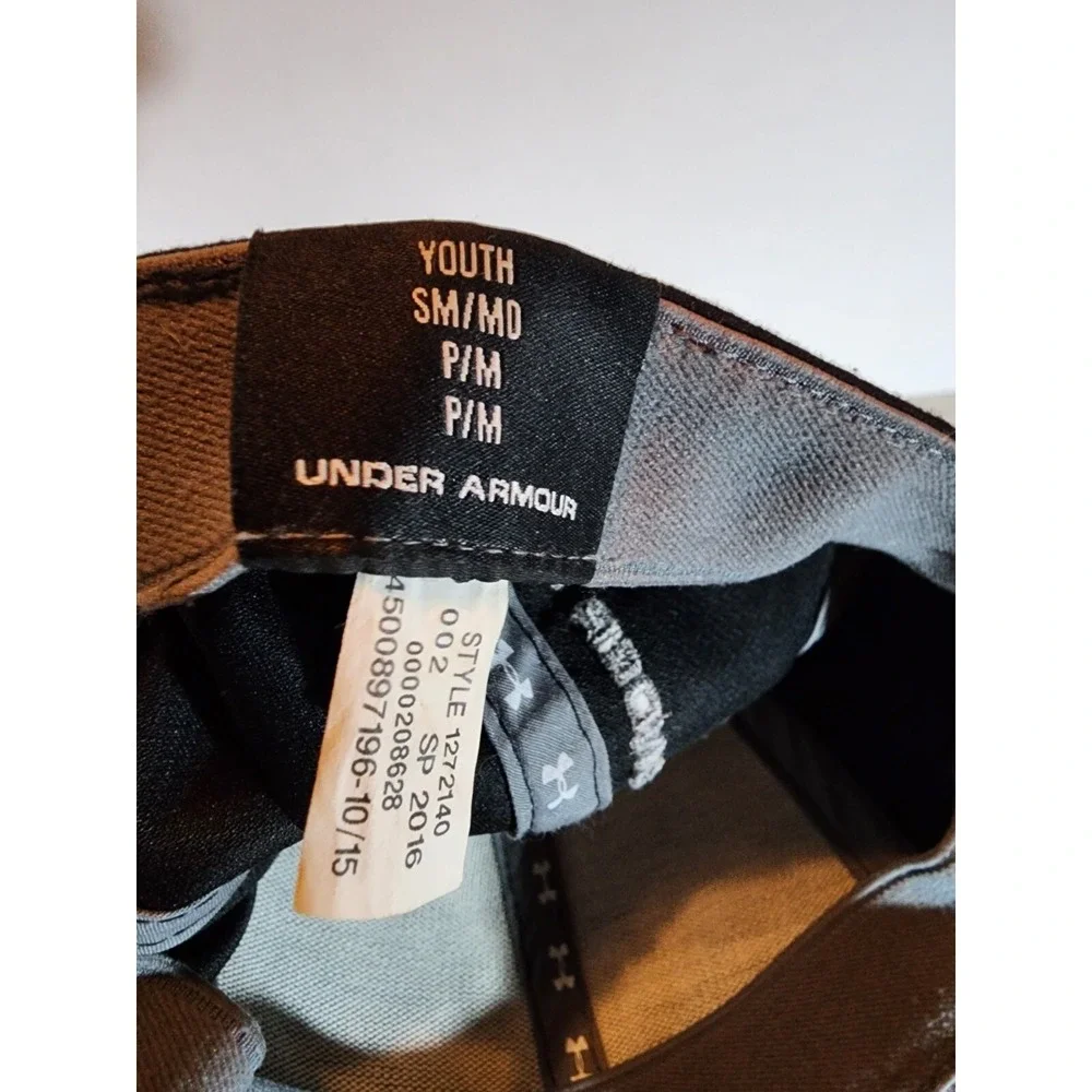 Black Youth Under Armour Hat Small/Medium
